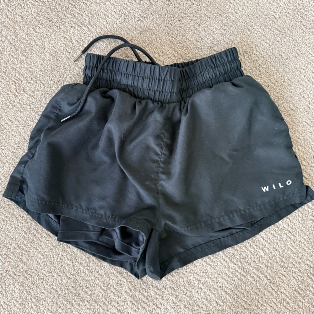 Wilo Women's Black Athletic Shorts